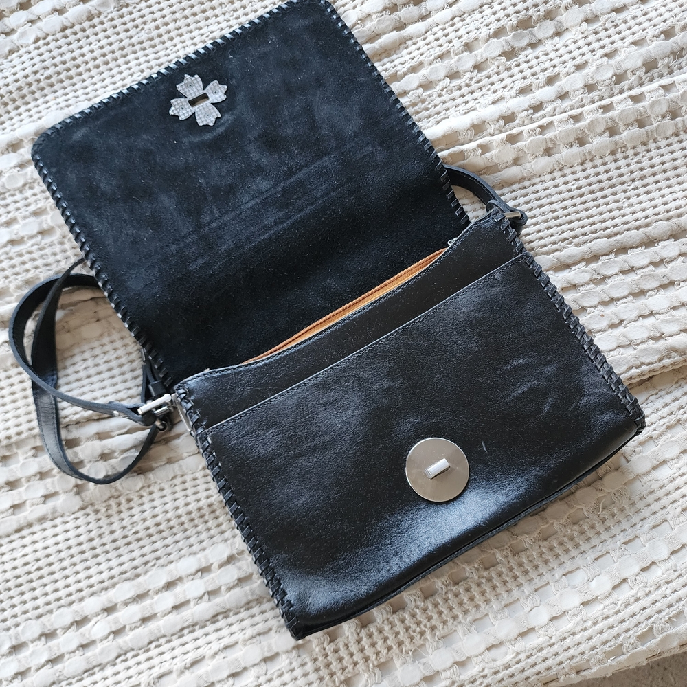 Patricia Nash | Mabilia Leather Flap Crossbody - Picture 9 of 12